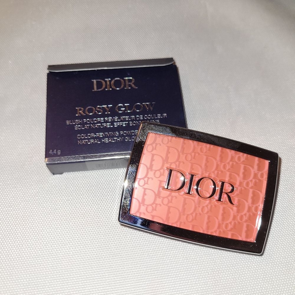 NWT Dior Rosy Glow Powder Blush - Cherry